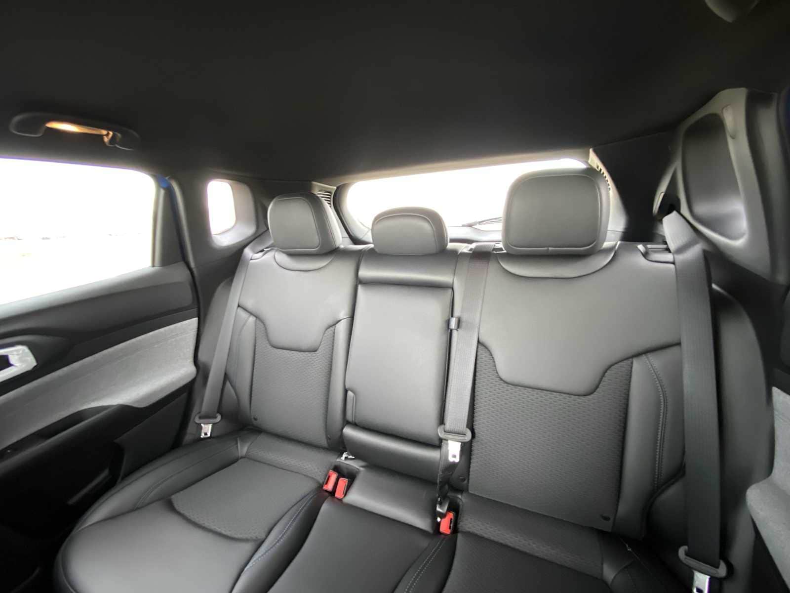Thumbnail: 2025 Jeep Compass - 16