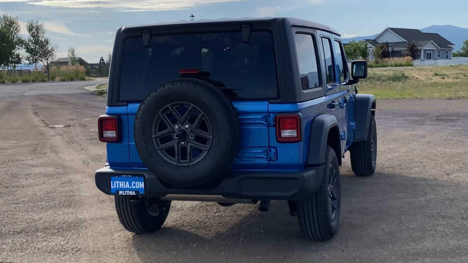 Thumbnail: 2025 Jeep Wrangler - 8