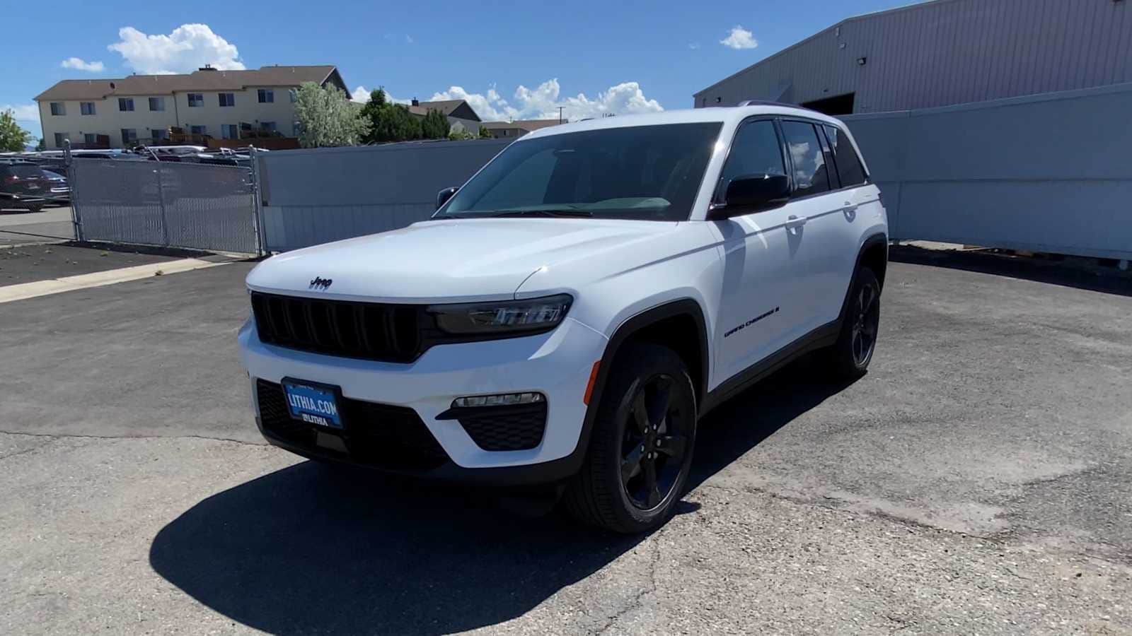 Thumbnail: 2025 Jeep Grand Cherokee - 4