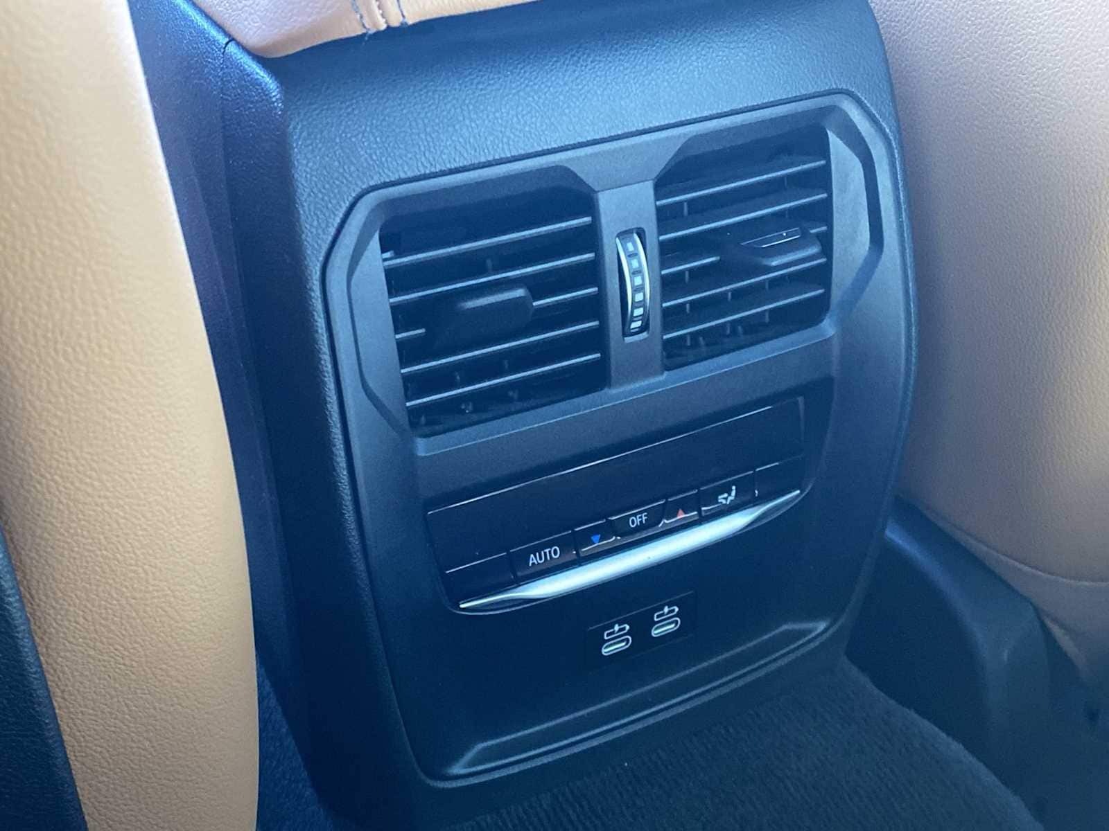 Thumbnail: 2021 BMW 4 Series - 36