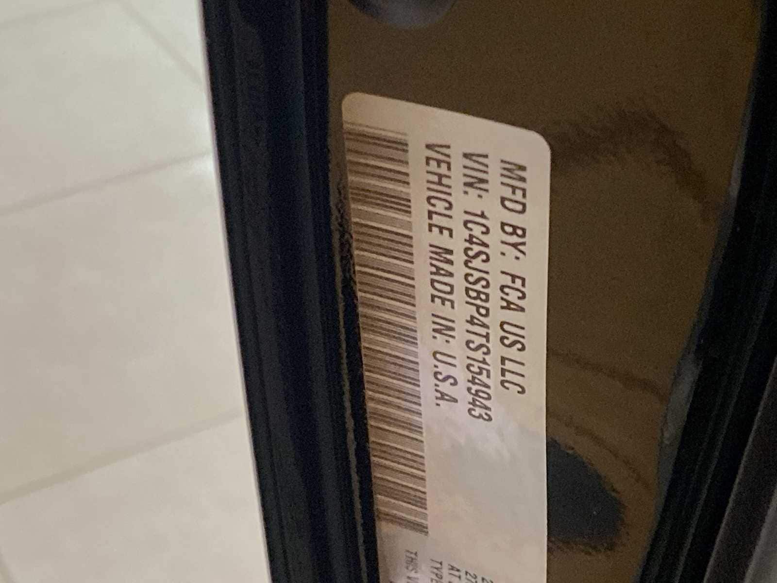 Thumbnail: 2026 Jeep Grand Wagoneer - 32