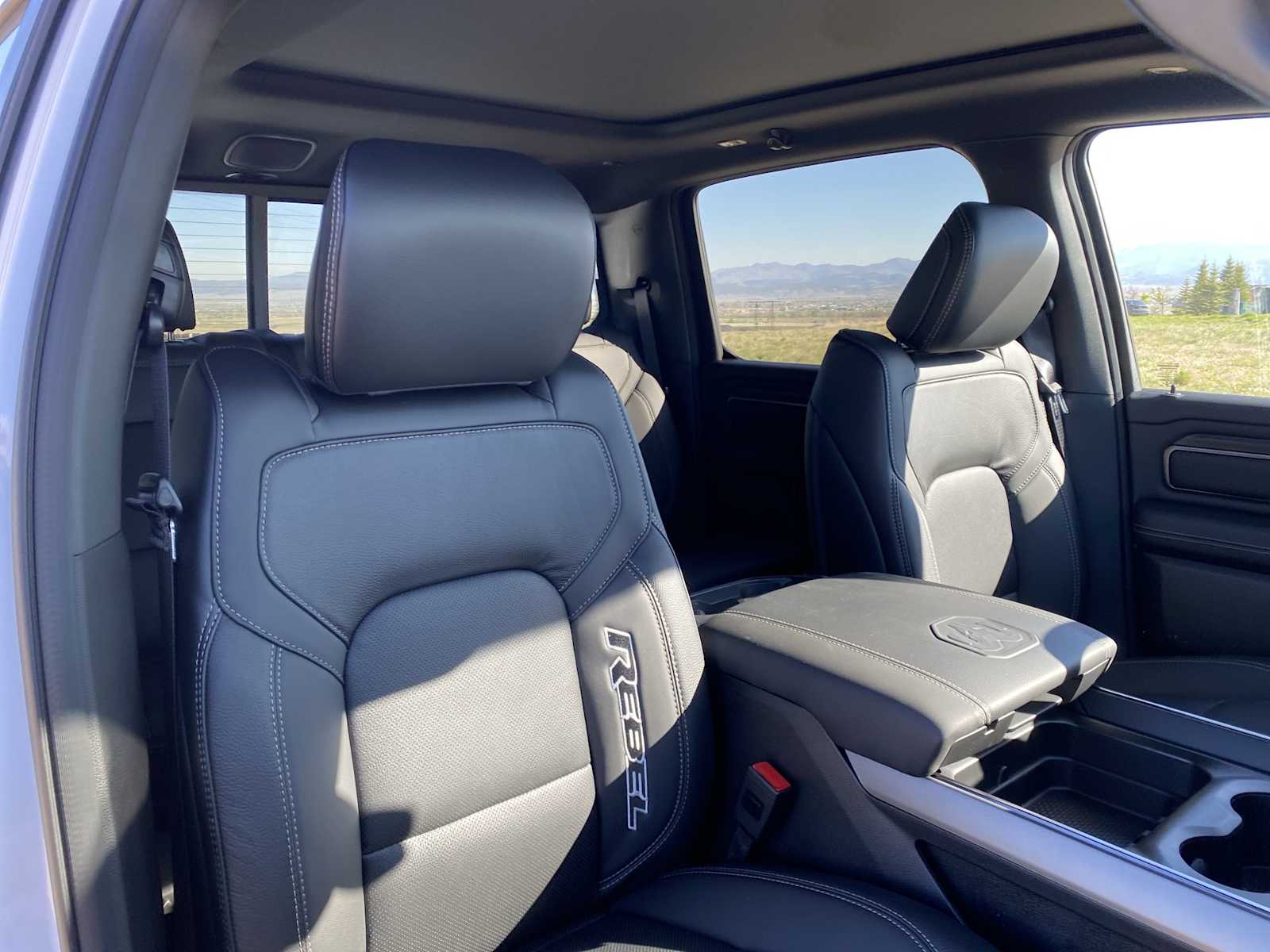 Thumbnail: 2026 RAM 1500 - 18