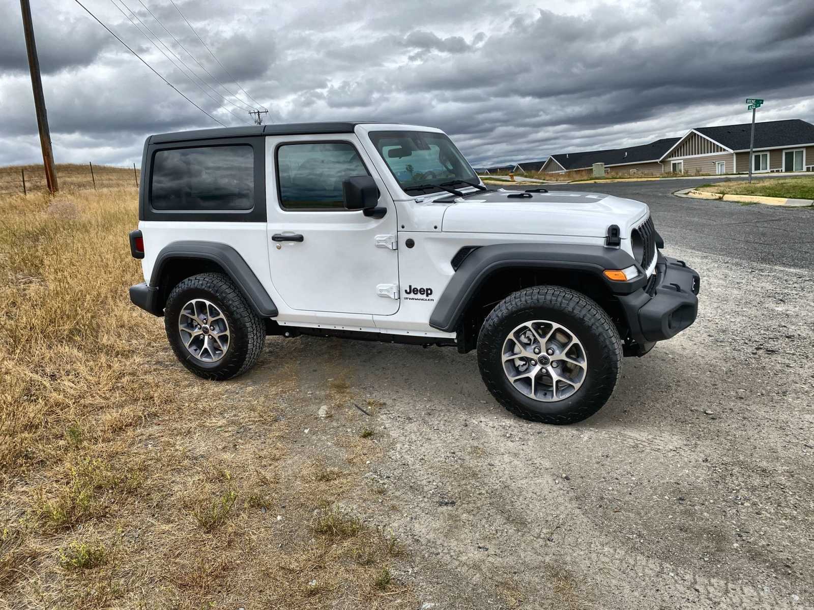 Thumbnail: 2024 Jeep Wrangler - 20