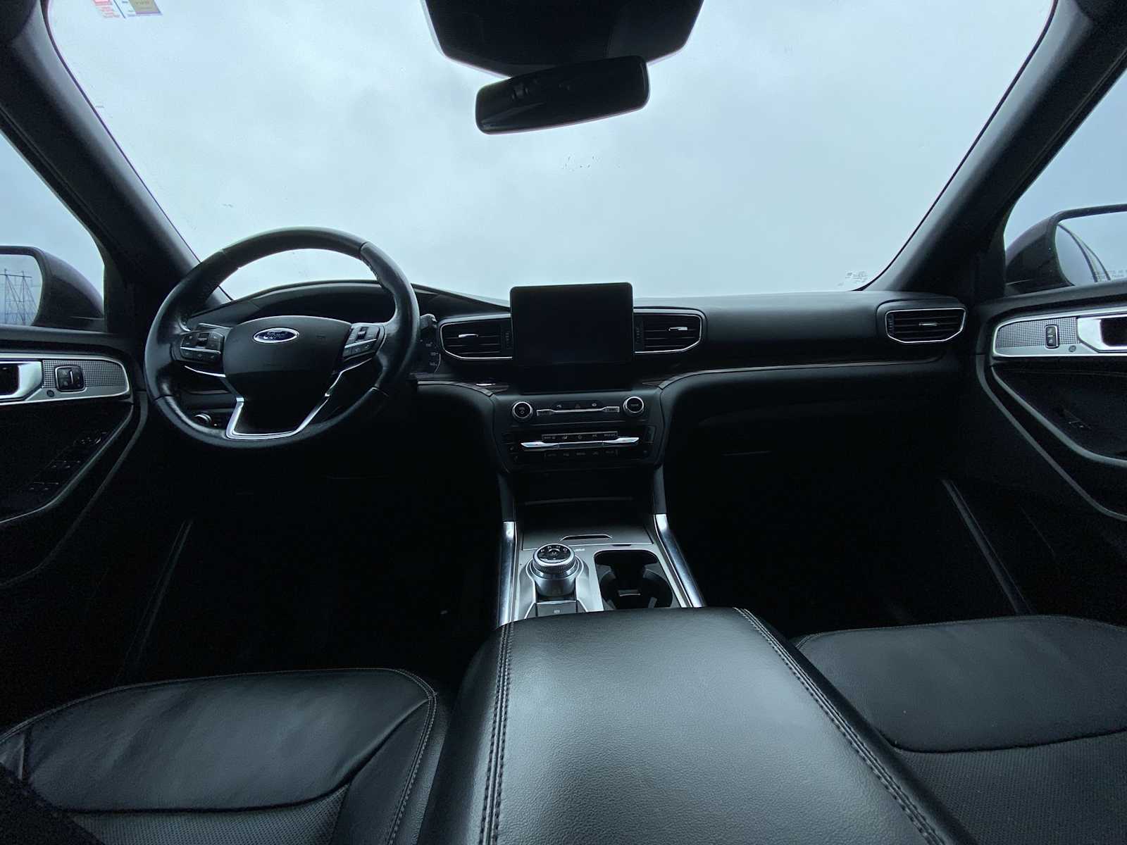 Thumbnail: 2020 Ford Explorer - 16