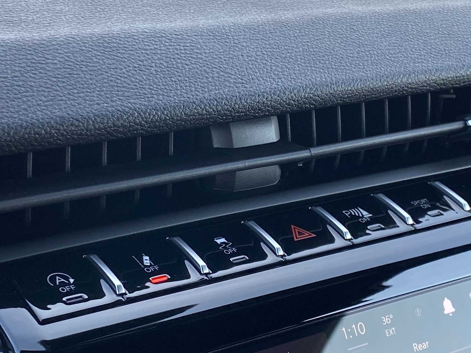 Thumbnail: 2025 Jeep Grand Cherokee - 27