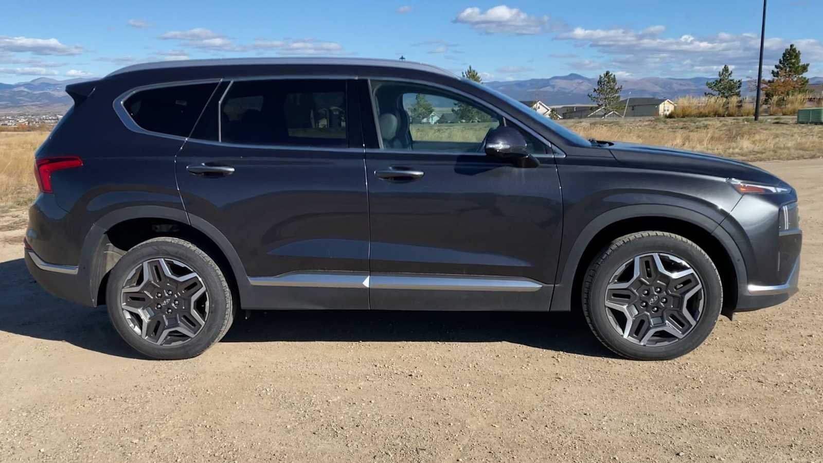 Thumbnail: 2023 Hyundai Santa Fe - 9