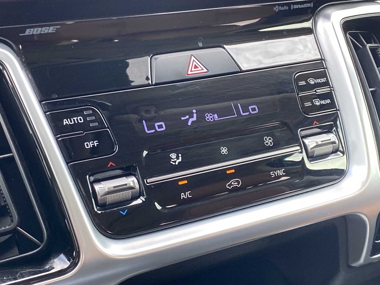 Thumbnail: 2021 Kia Sorento - 24