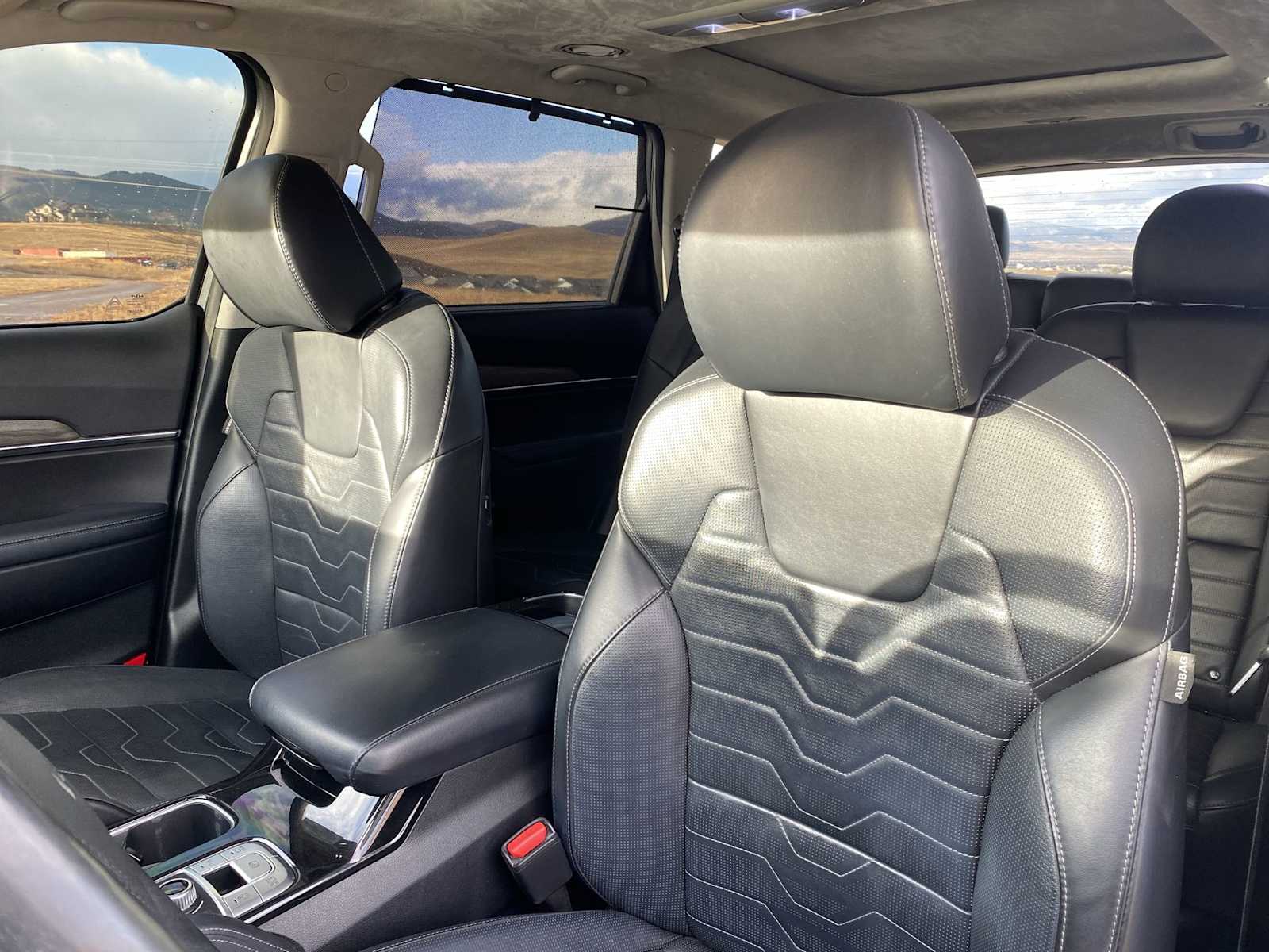 Thumbnail: 2022 Kia Telluride - 14