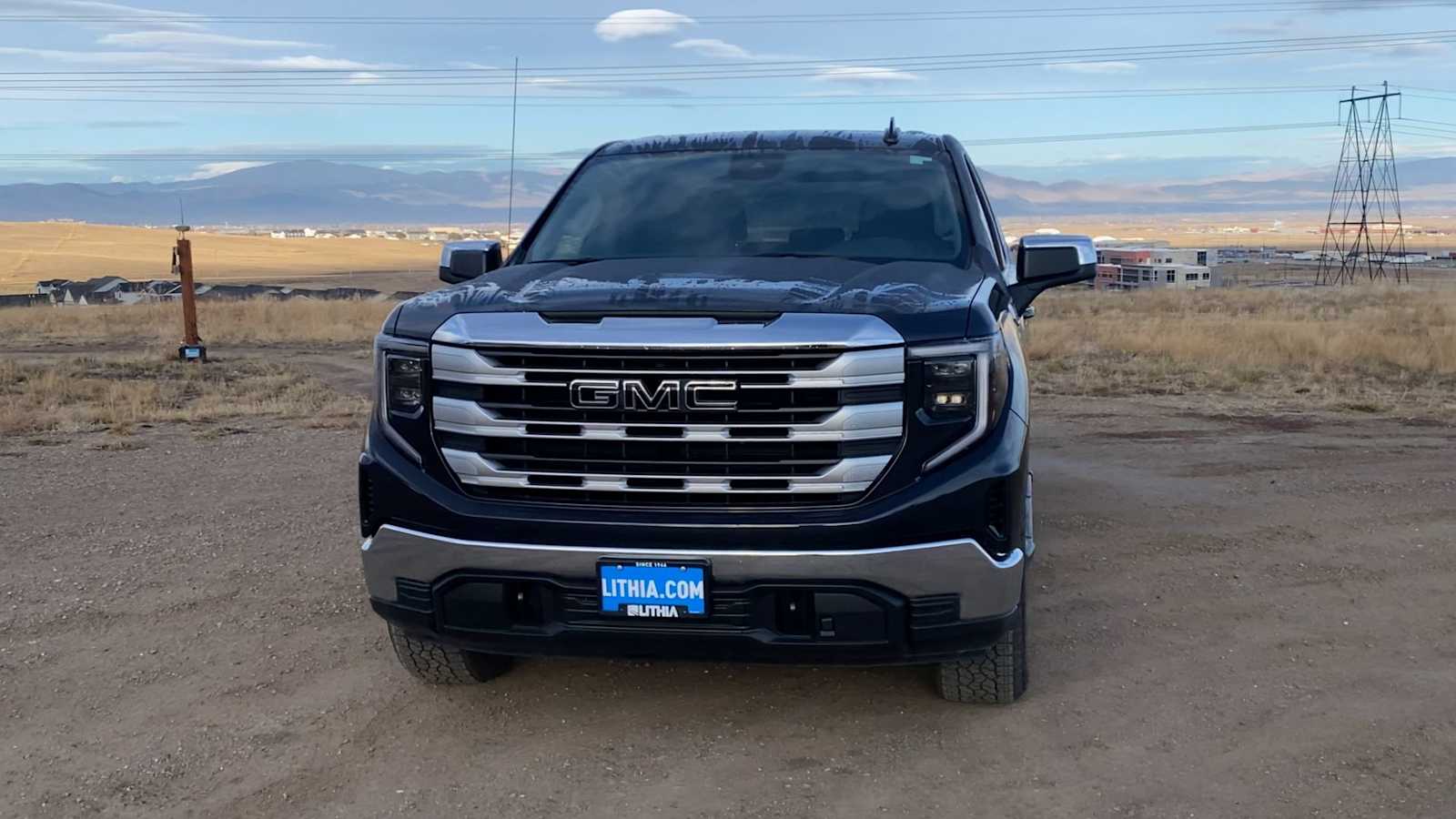 2025 Gmc Sierra 1500 SLE photo 3