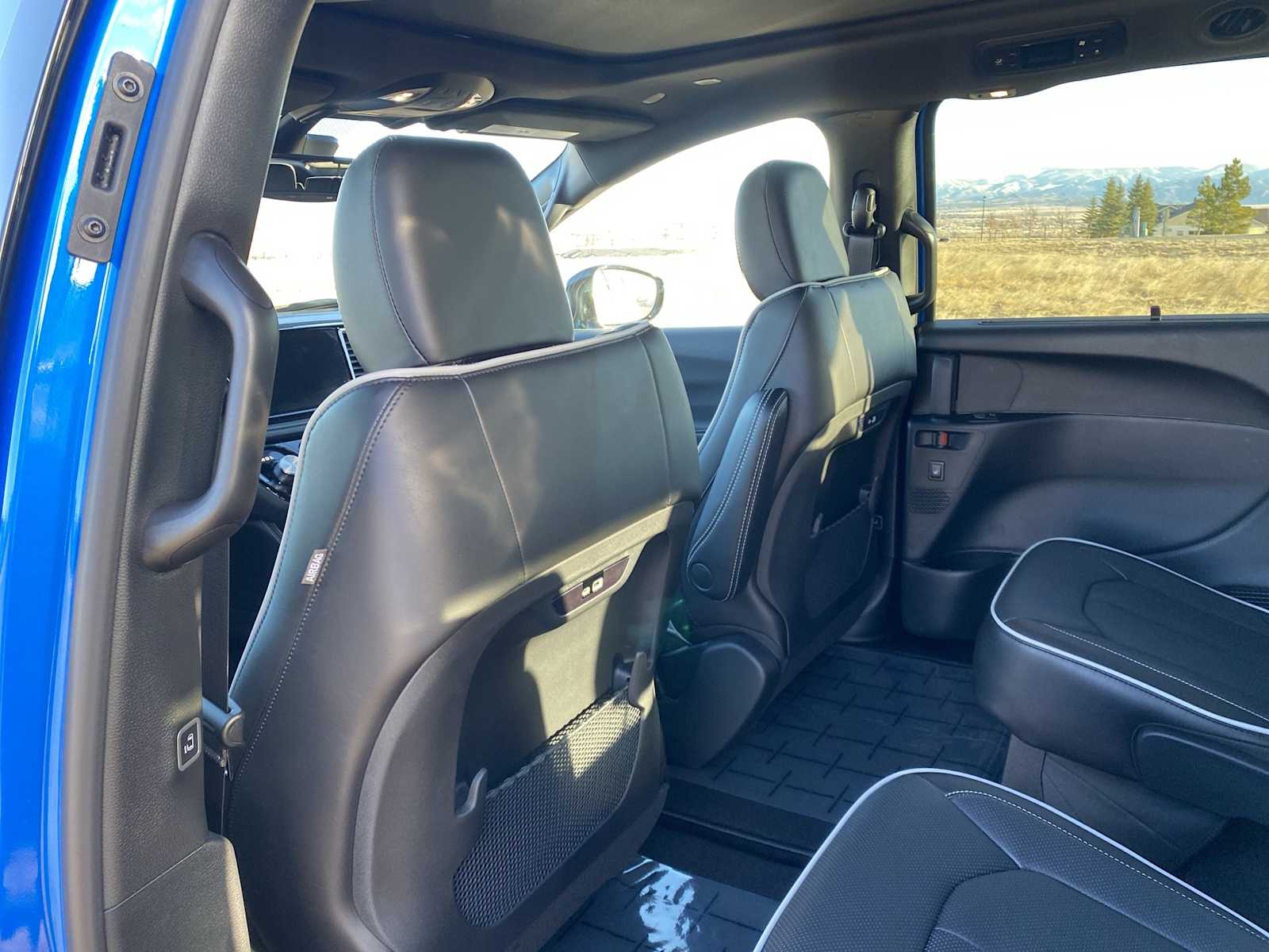 Thumbnail: 2026 Chrysler Pacifica - 33