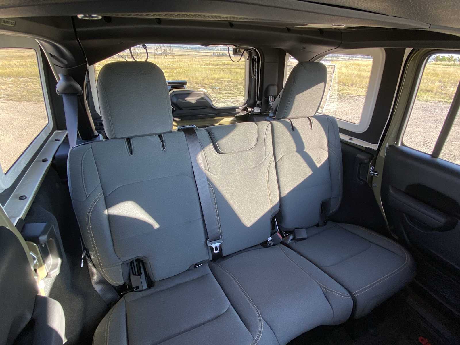 Thumbnail: 2025 Jeep Wrangler - 16