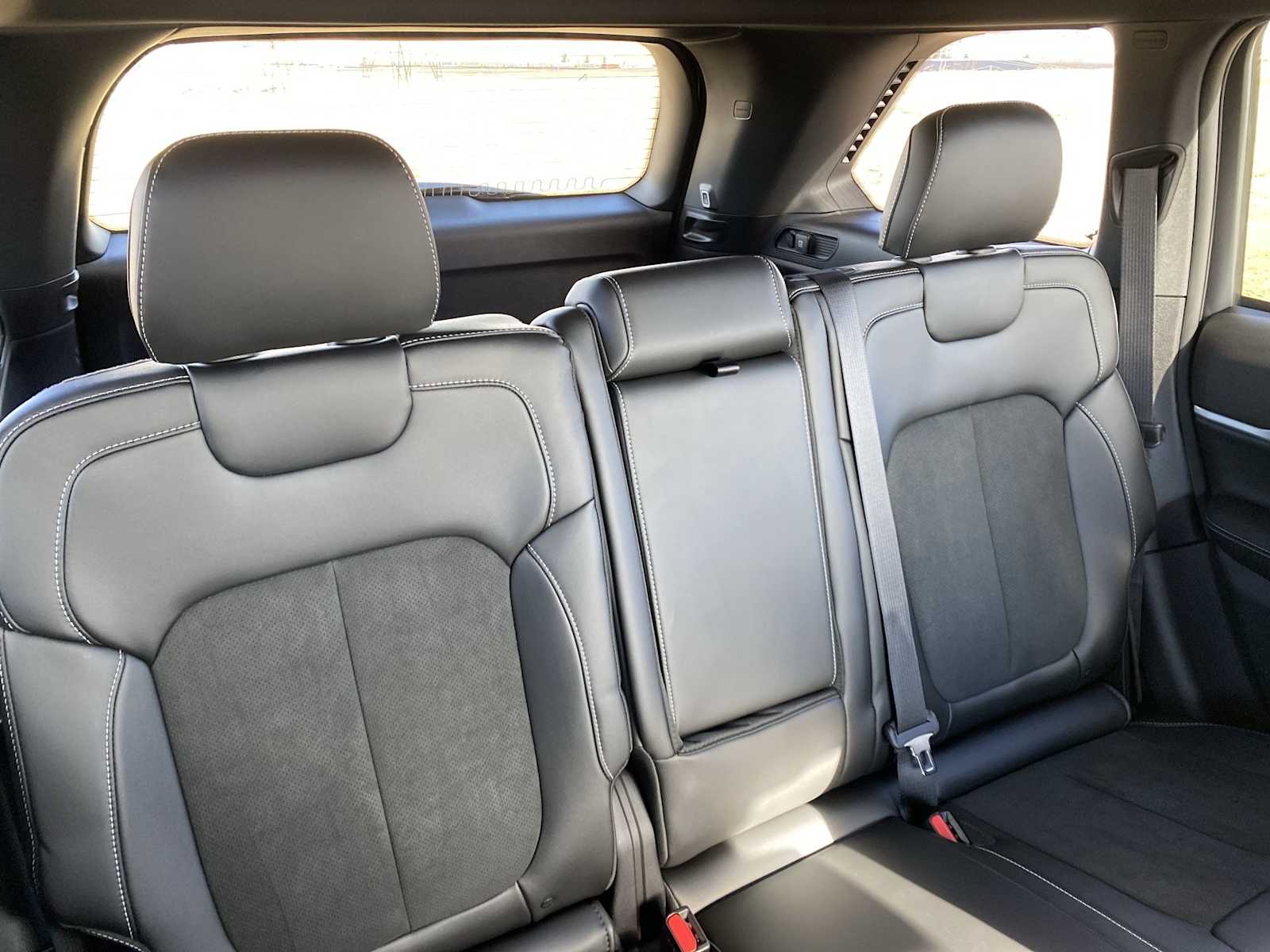 Thumbnail: 2026 Jeep Grand Cherokee - 34