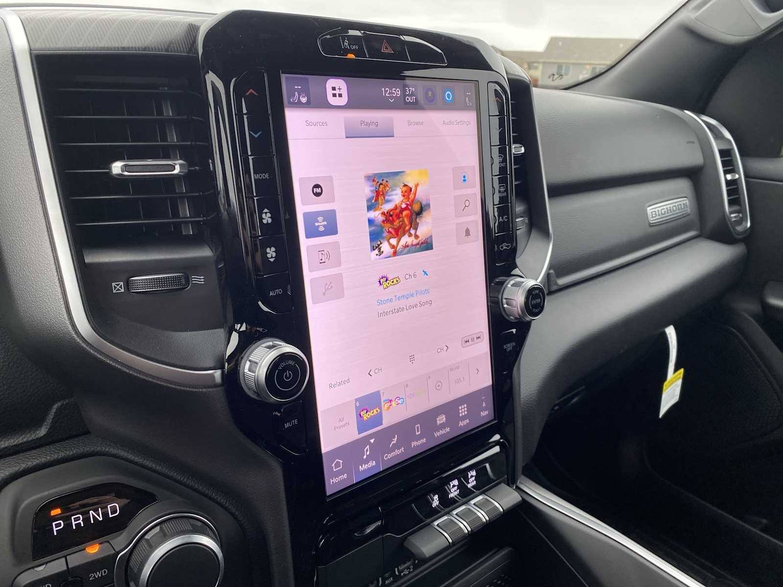 Thumbnail: 2026 RAM 1500 - 28