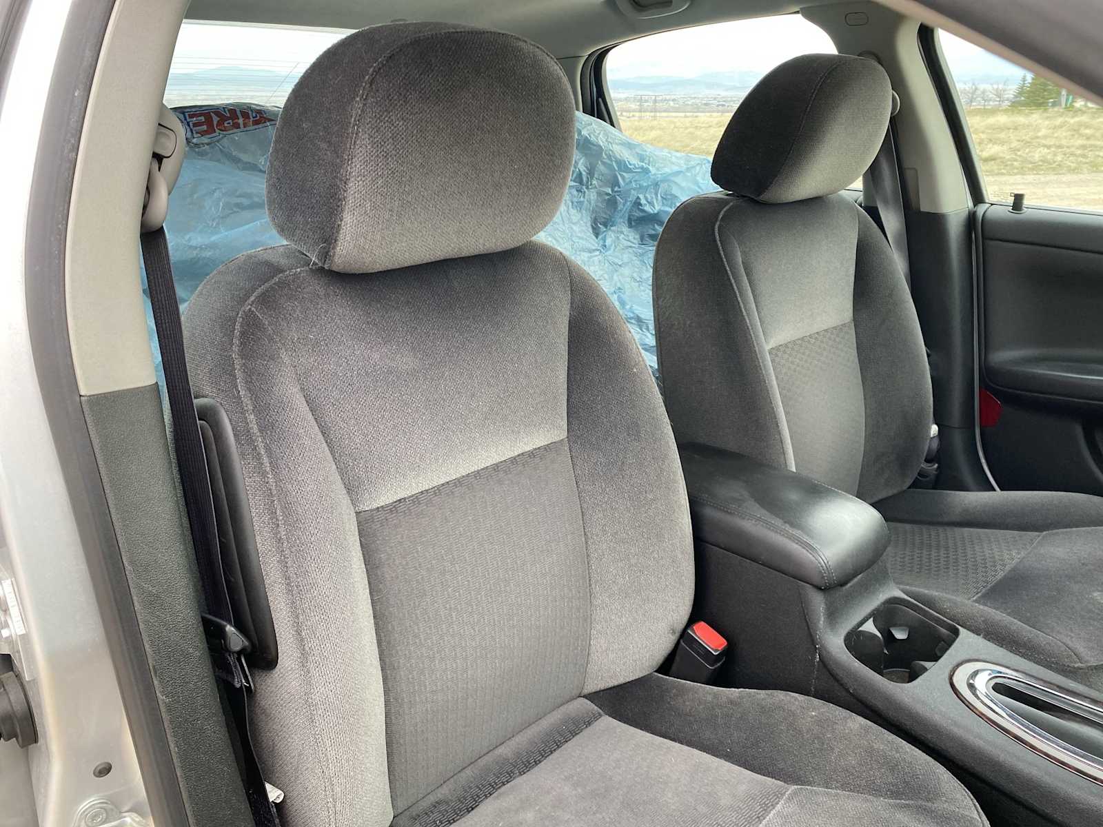 Thumbnail: 2013 Chevrolet Impala - 16