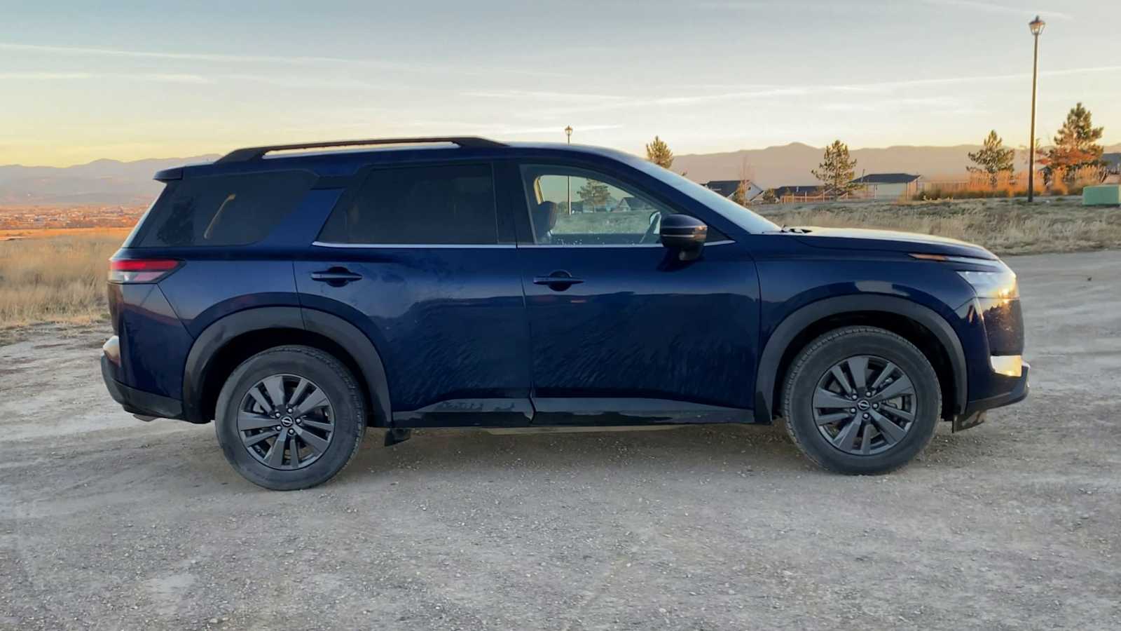 Thumbnail: 2024 Nissan Pathfinder - 9