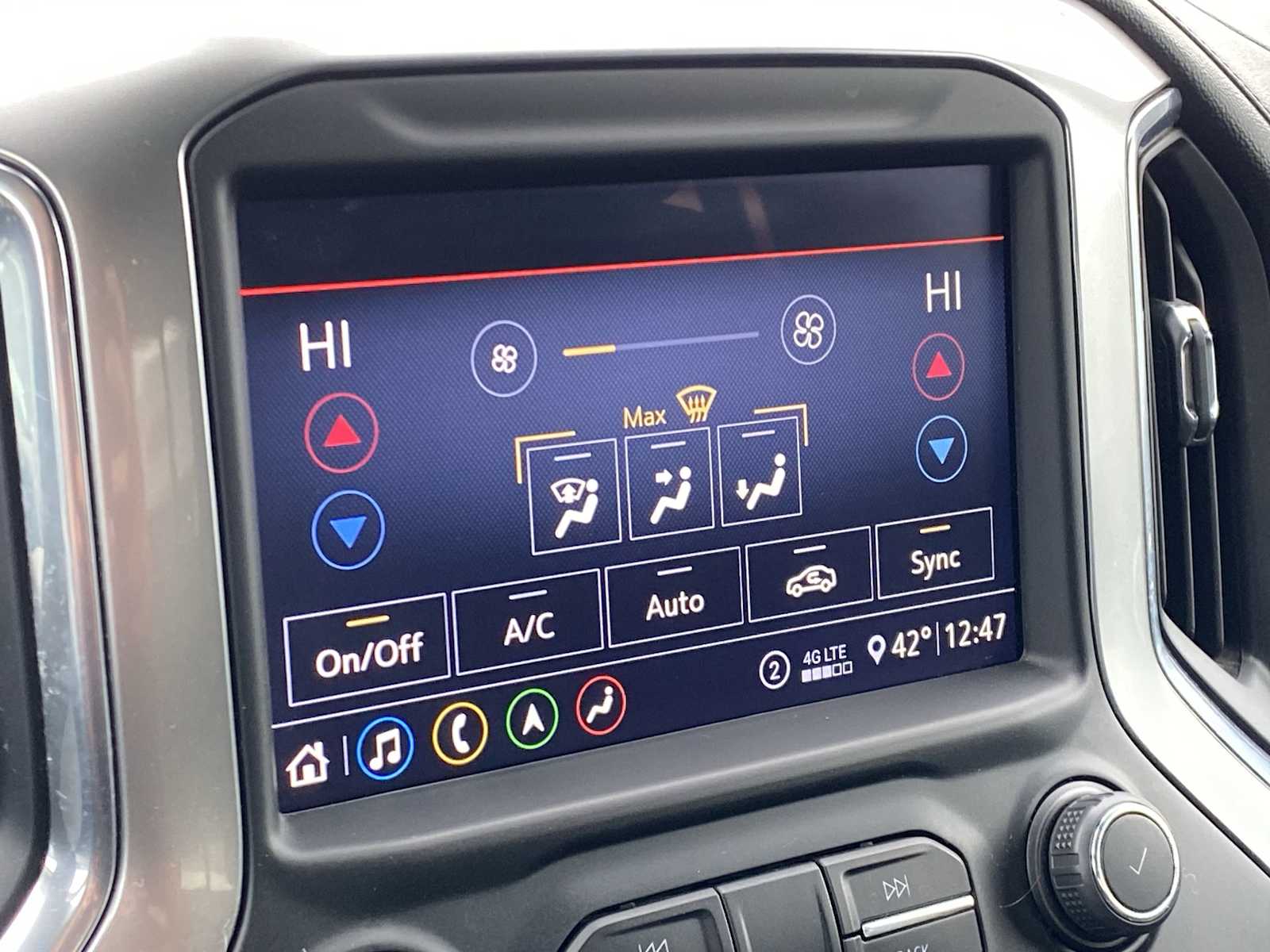 Thumbnail: 2020 Chevrolet Silverado 1500 - 27