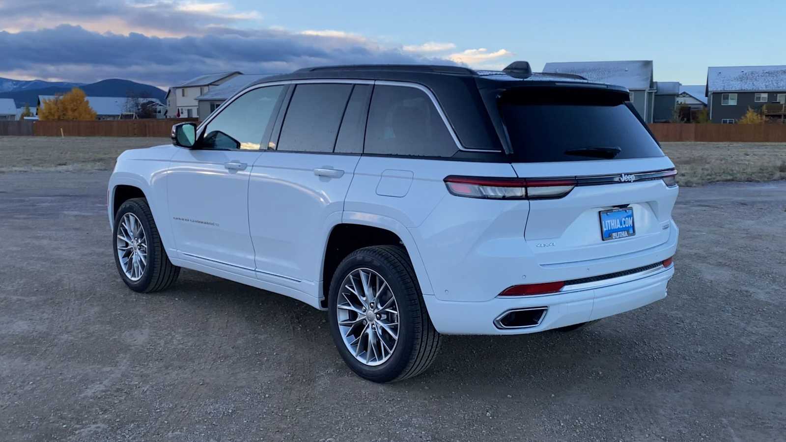 Thumbnail: 2025 Jeep Grand Cherokee - 7