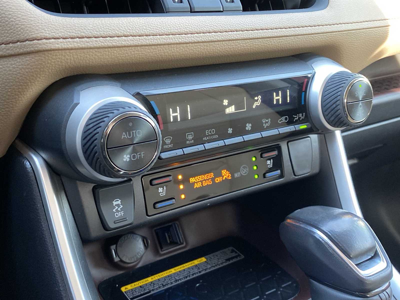 Thumbnail: 2021 Toyota RAV4 - 26