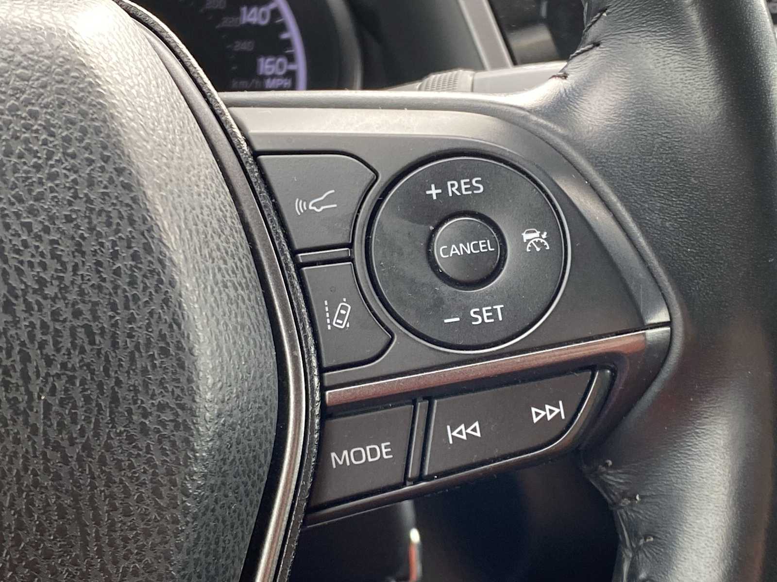 Thumbnail: 2021 Toyota Camry - 24