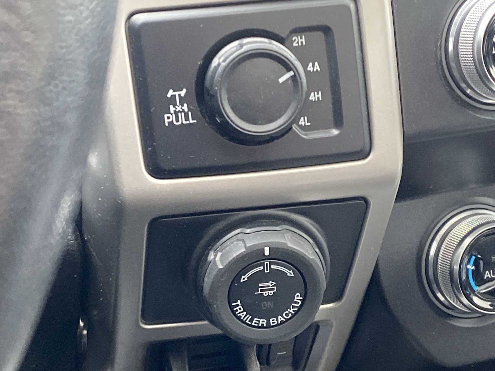 Thumbnail: 2020 Ford F-150 - 29