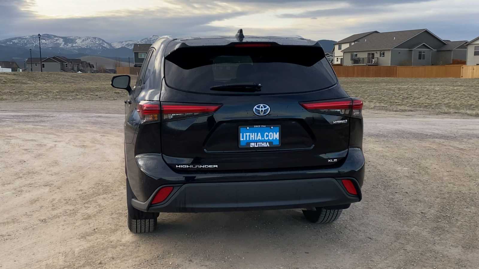 Thumbnail: 2022 Toyota Highlander - 7