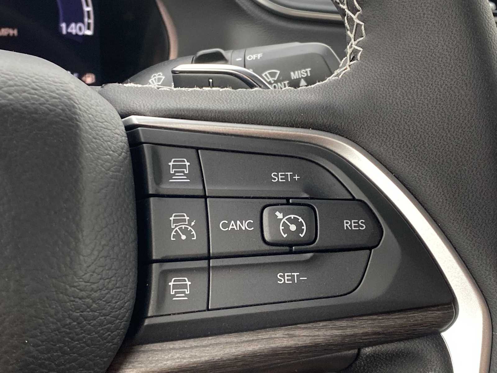 Thumbnail: 2025 Jeep Grand Cherokee - 23