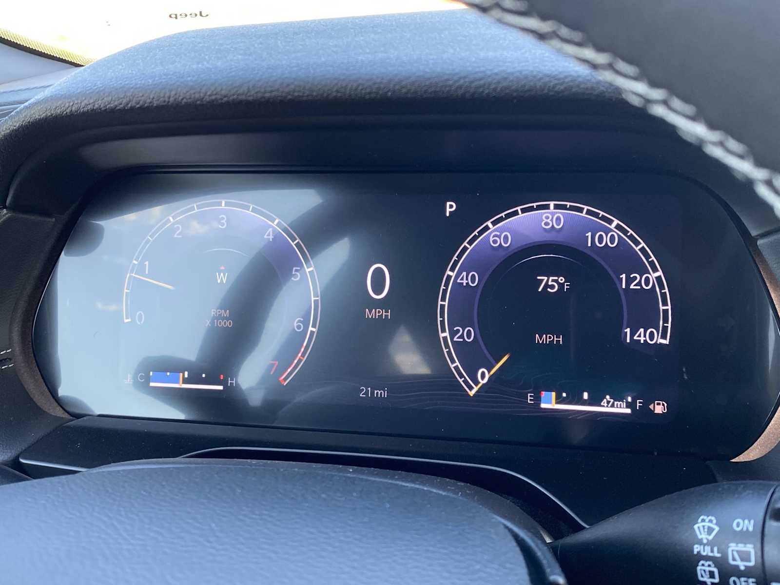 Thumbnail: 2025 Jeep Grand Cherokee - 14