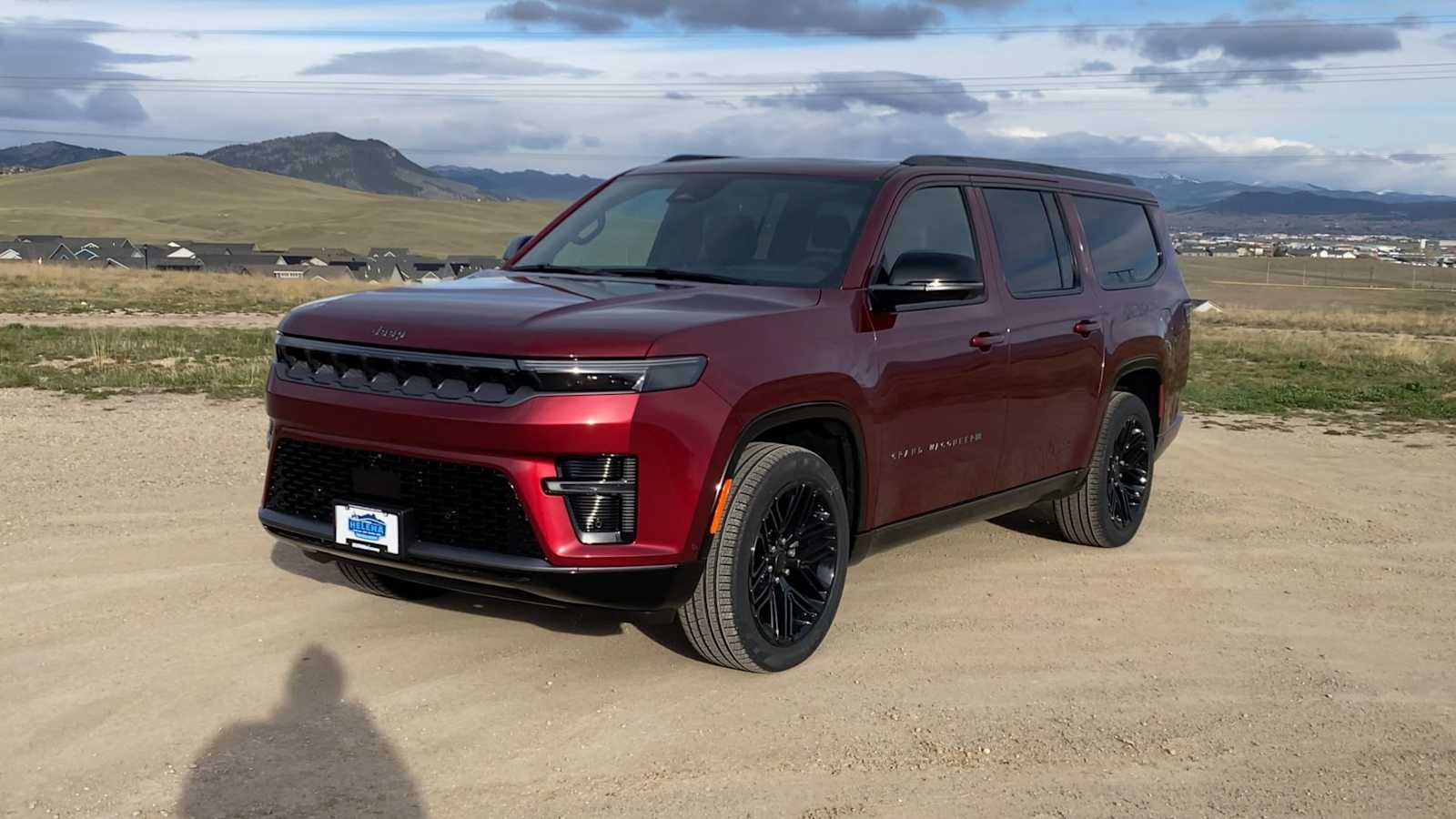 Thumbnail: 2026 Jeep Grand Wagoneer - 4