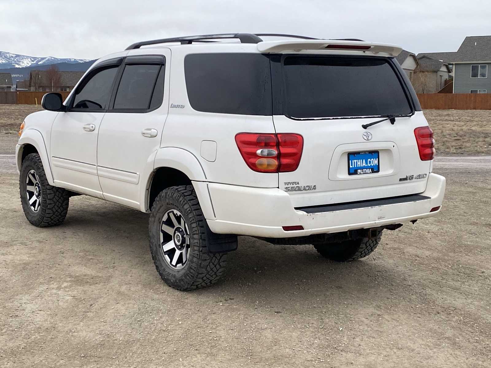 Thumbnail: 2004 Toyota Sequoia - 12