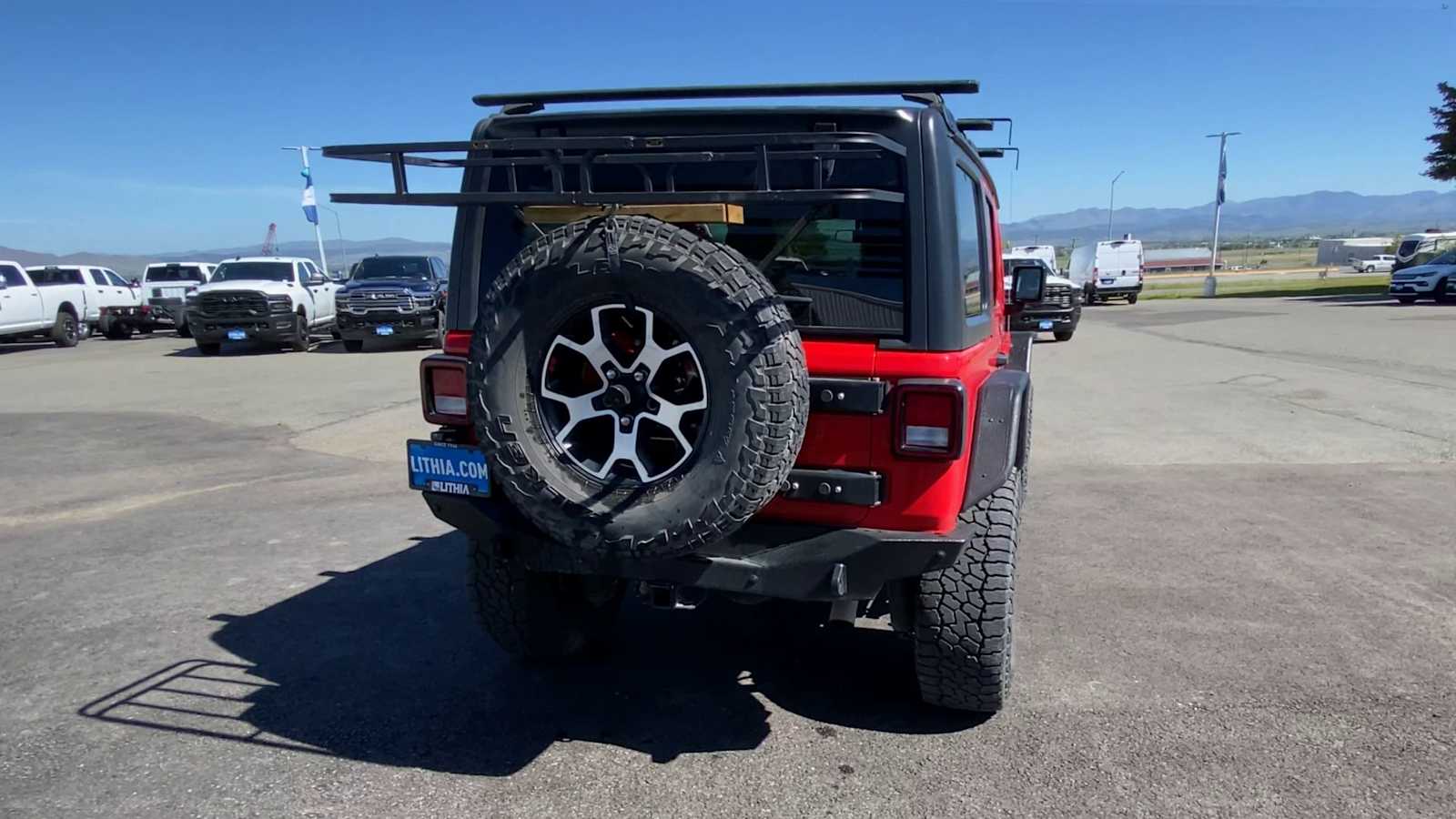 Thumbnail: 2020 Jeep Wrangler - 7