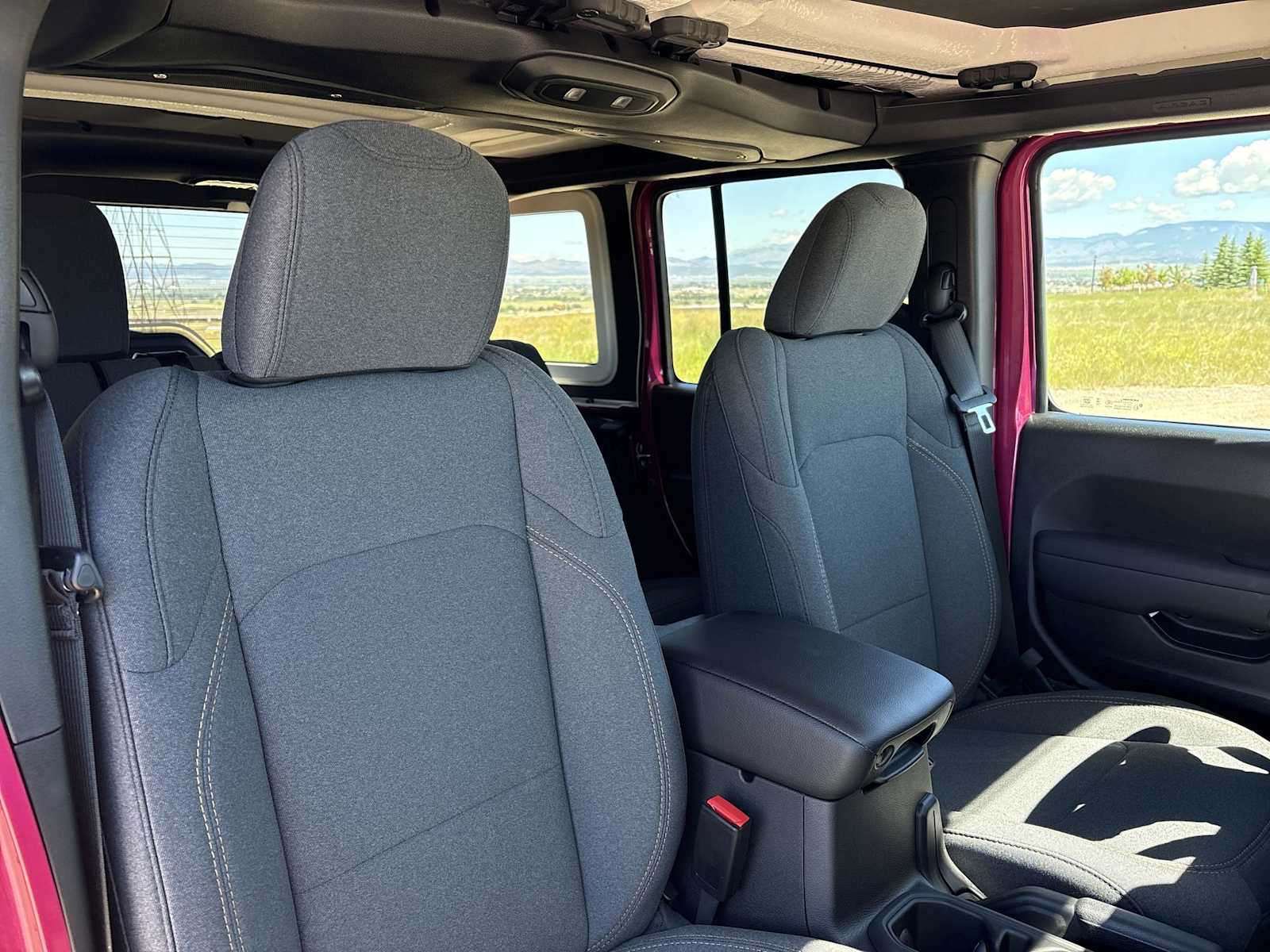 Thumbnail: 2026 Jeep Wrangler - 18