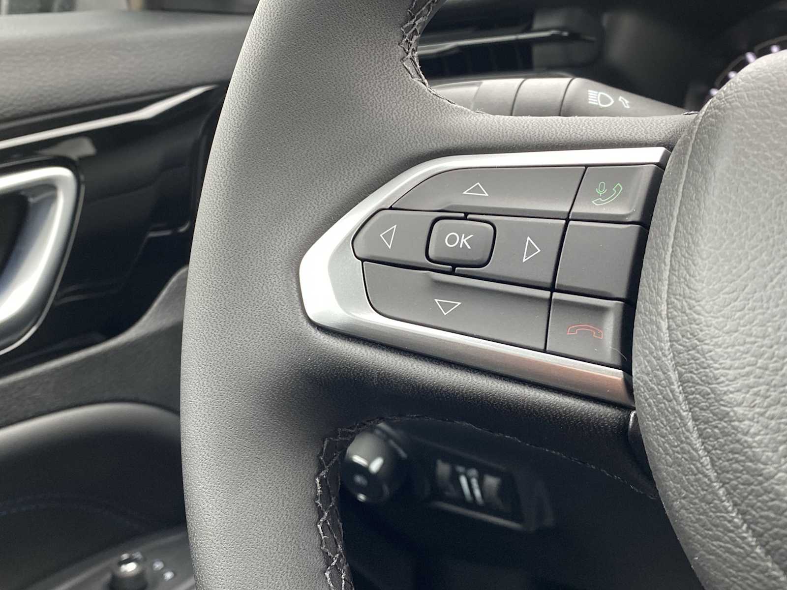 Thumbnail: 2026 Jeep Compass - 23