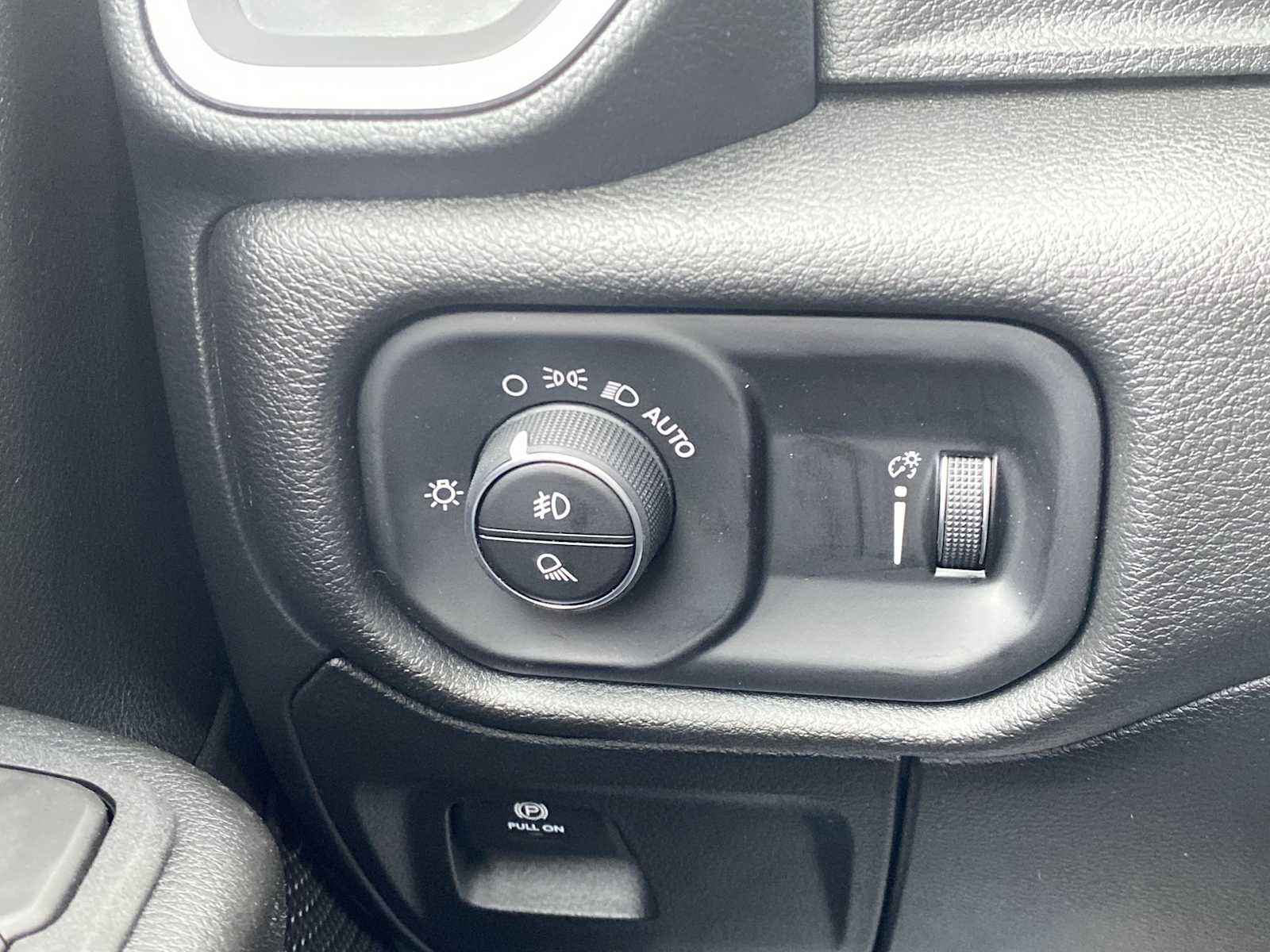 Thumbnail: 2026 RAM 1500 - 21