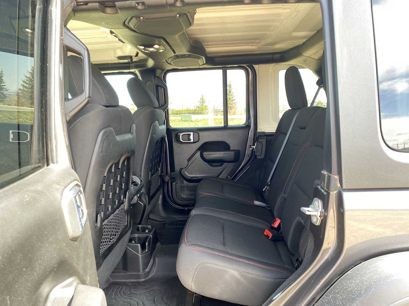 Thumbnail: 2022 Jeep Wrangler - 38