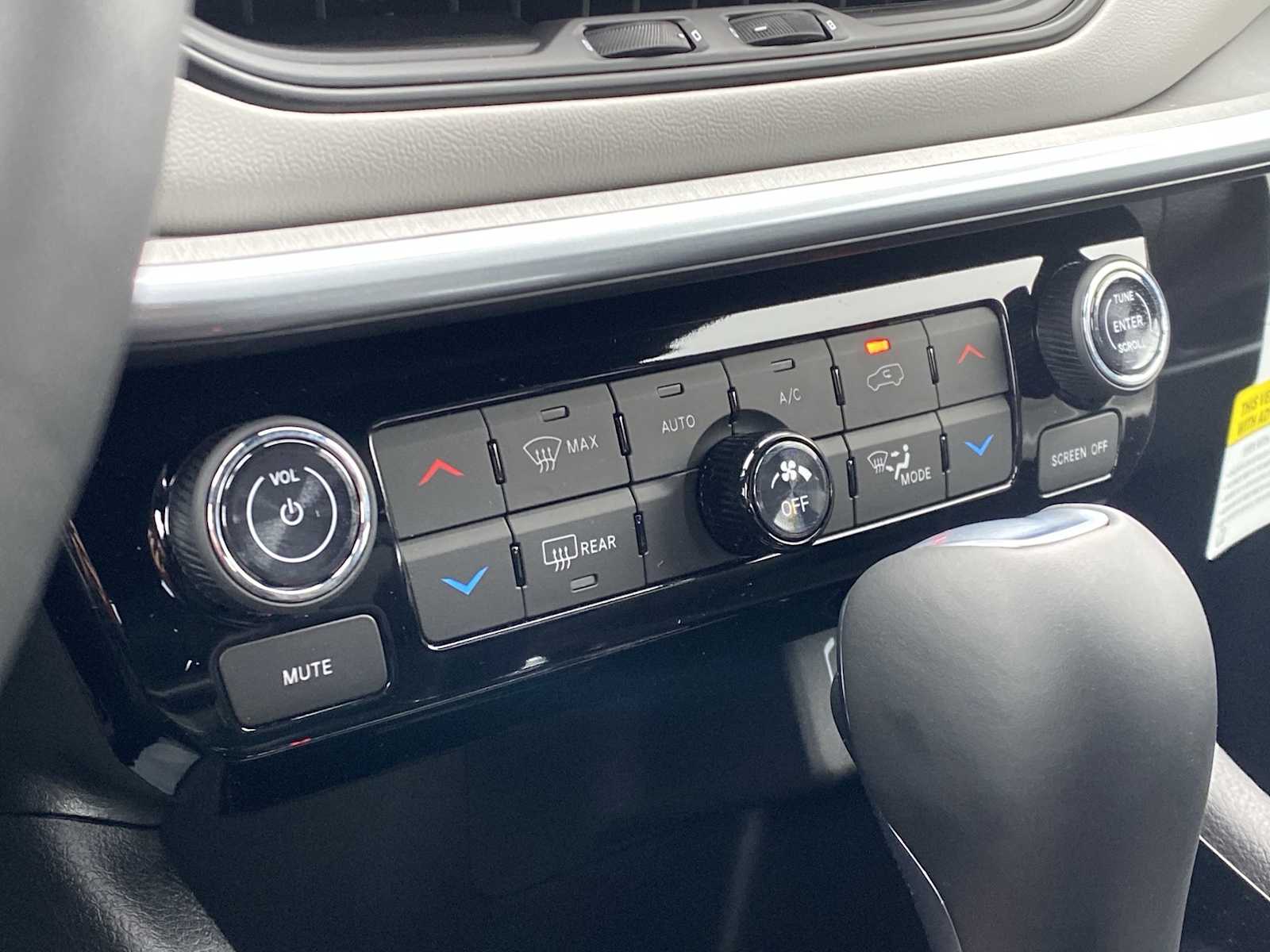 Thumbnail: 2026 Jeep Compass - 23