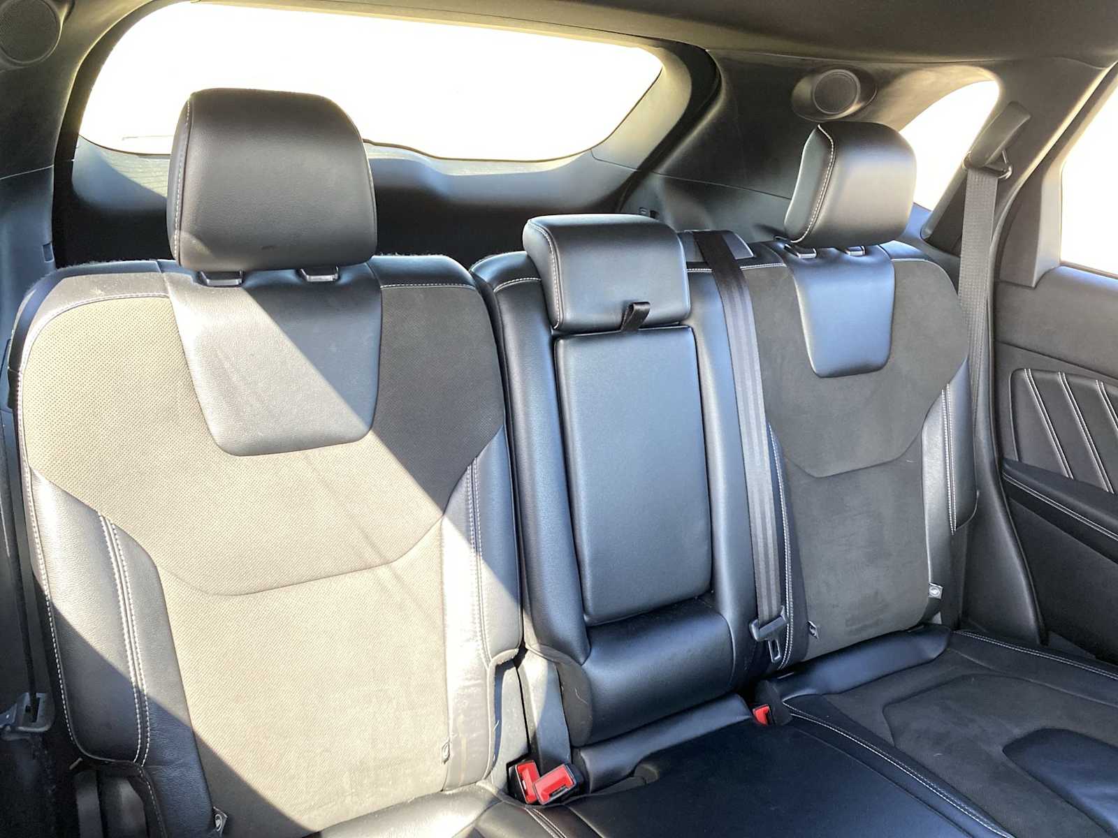 Thumbnail: 2019 Ford Edge - 20