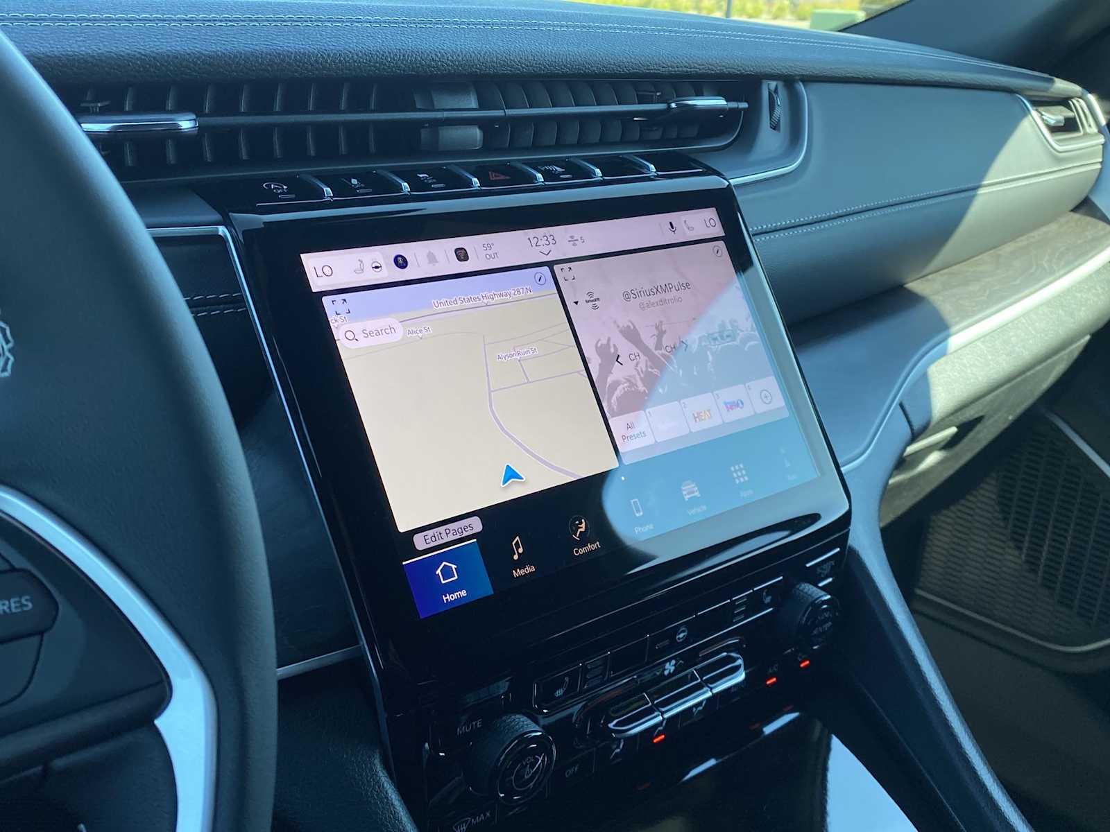 Thumbnail: 2025 Jeep Grand Cherokee - 19