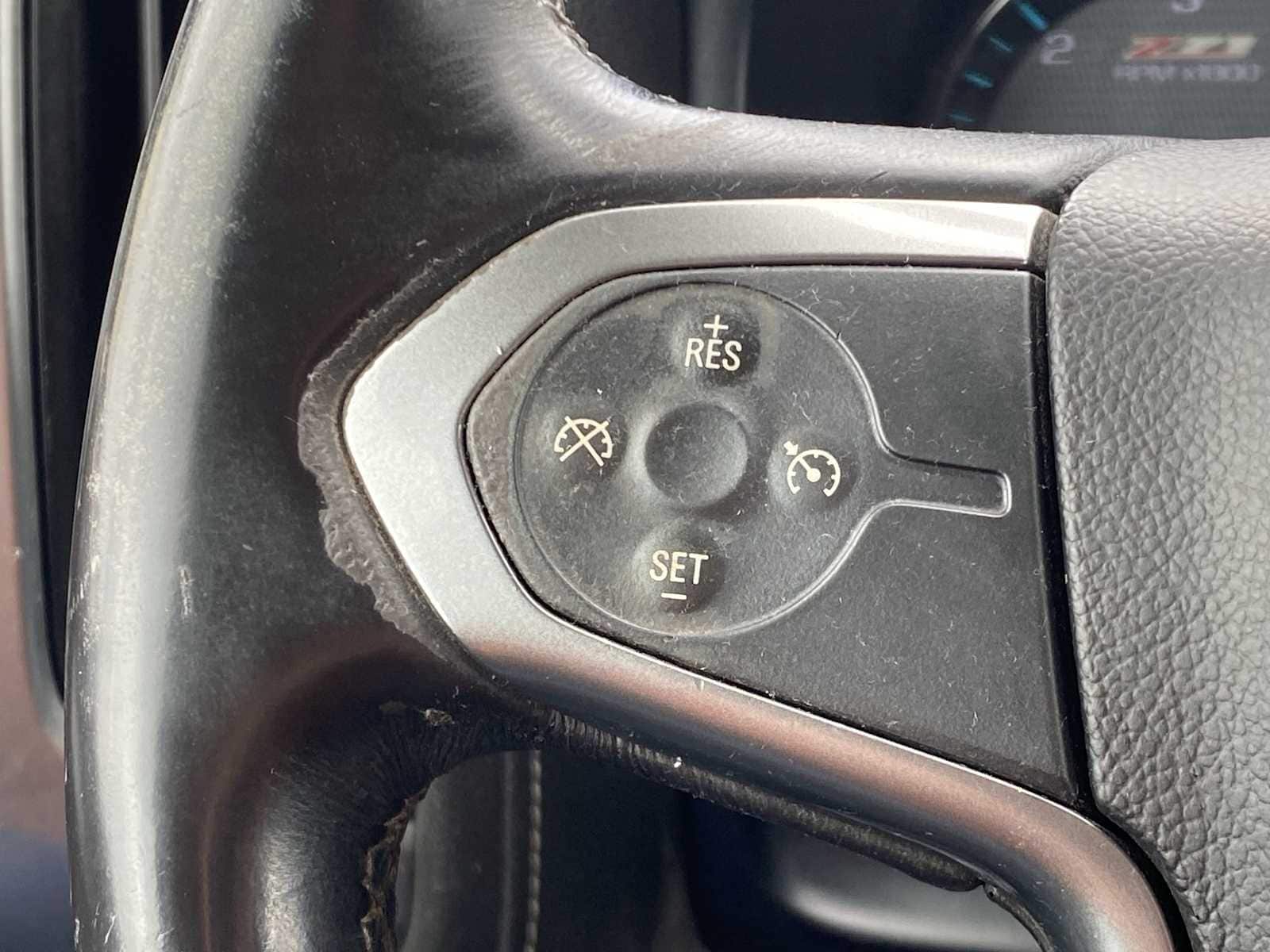 Thumbnail: 2014 Chevrolet Silverado 1500 - 24
