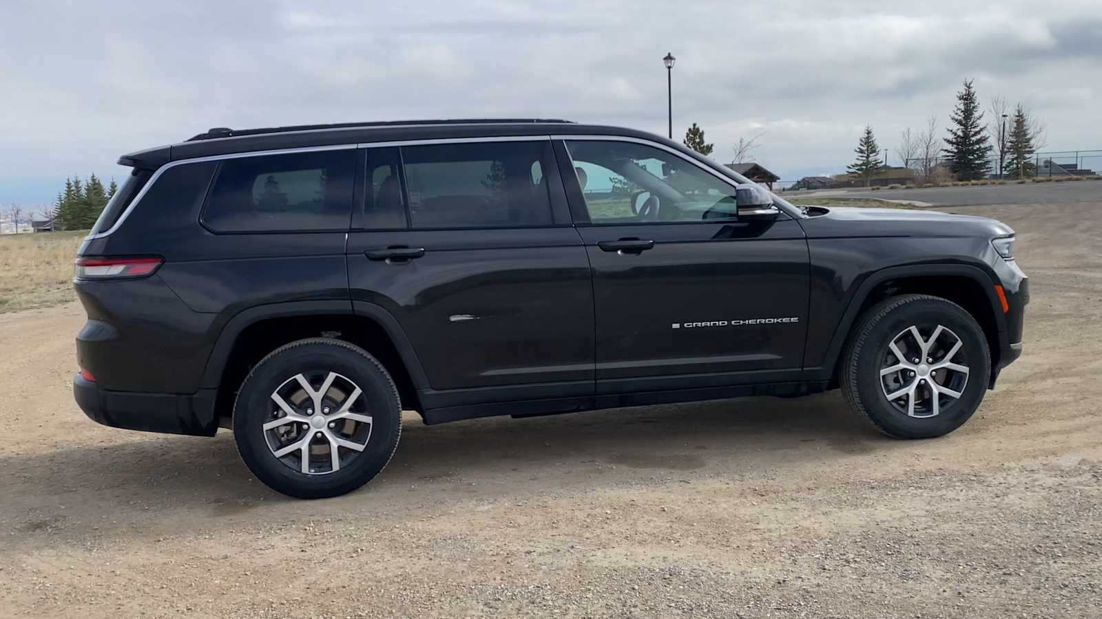 Thumbnail: 2024 Jeep Grand Cherokee L - 9