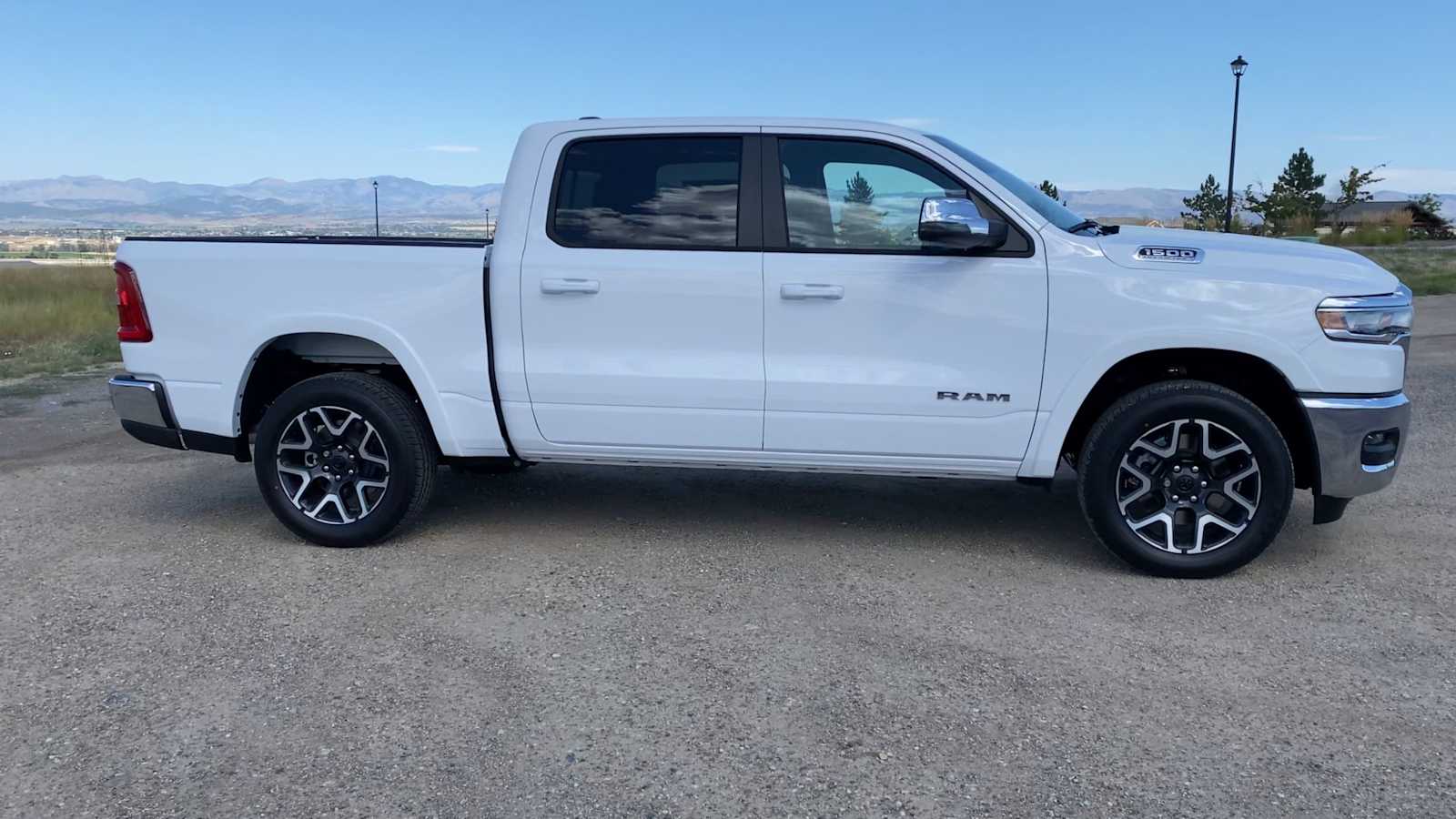 Thumbnail: 2026 RAM 1500 - 9