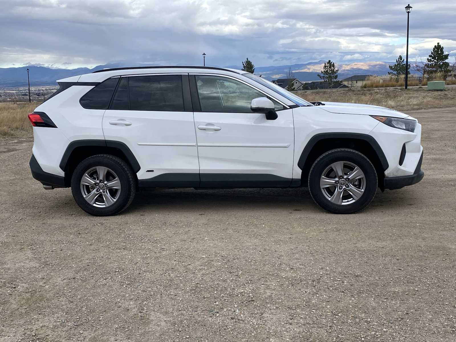 Thumbnail: 2022 Toyota RAV4 - 20