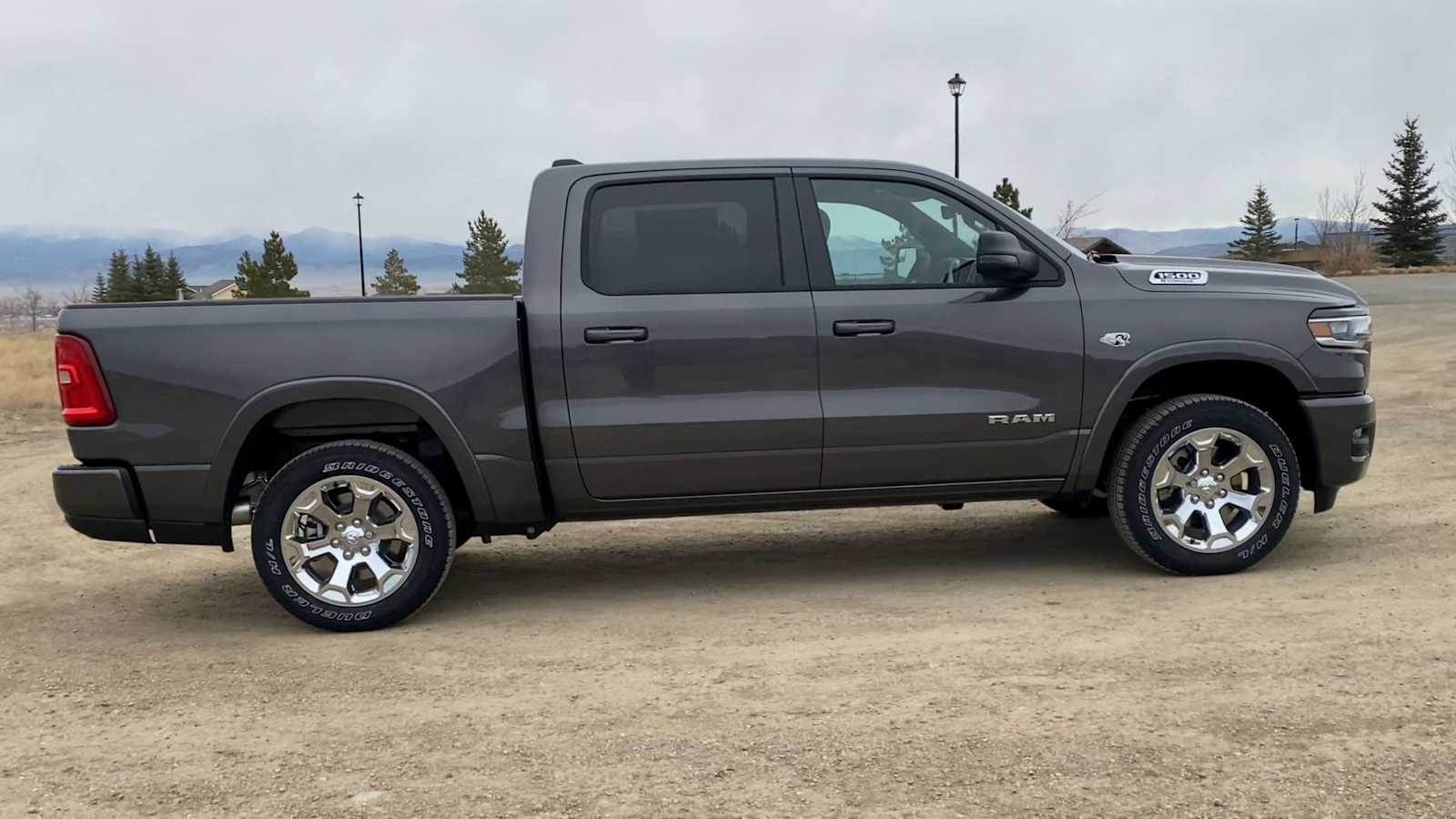 Thumbnail: 2026 RAM 1500 - 9