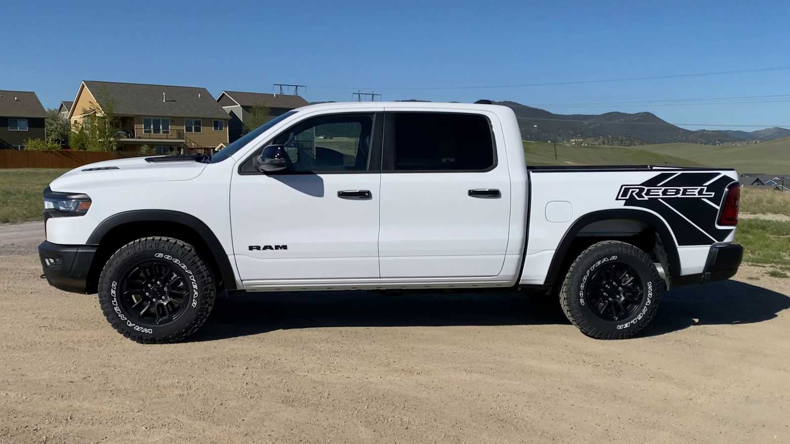 Thumbnail: 2026 RAM 1500 - 9