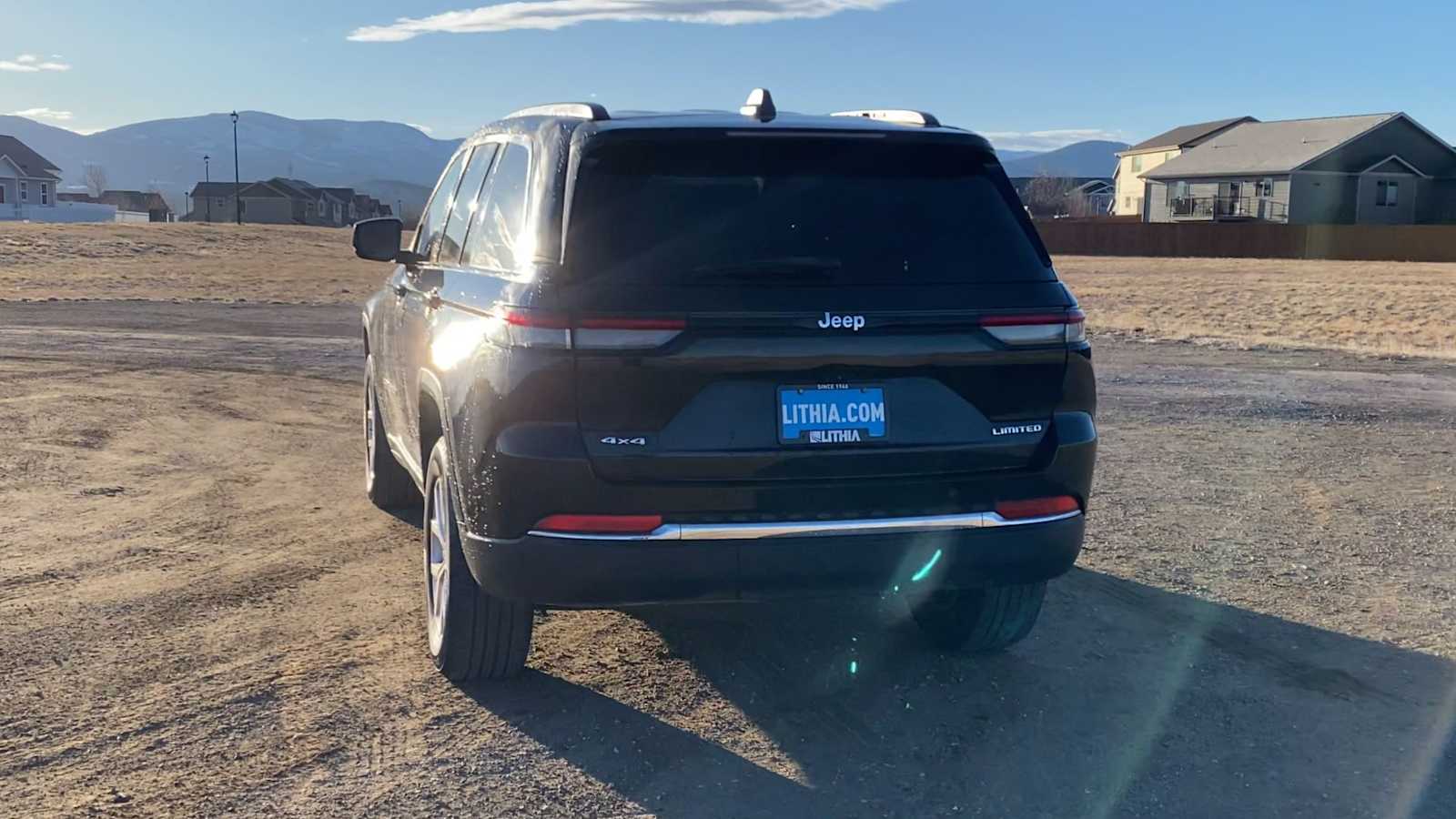 Thumbnail: 2022 Jeep Grand Cherokee - 7