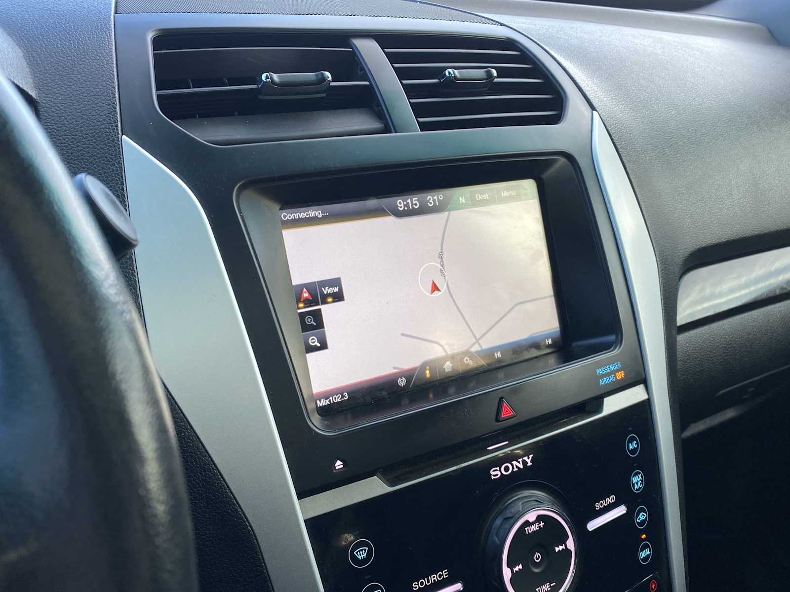 Thumbnail: 2015 Ford Explorer - 26