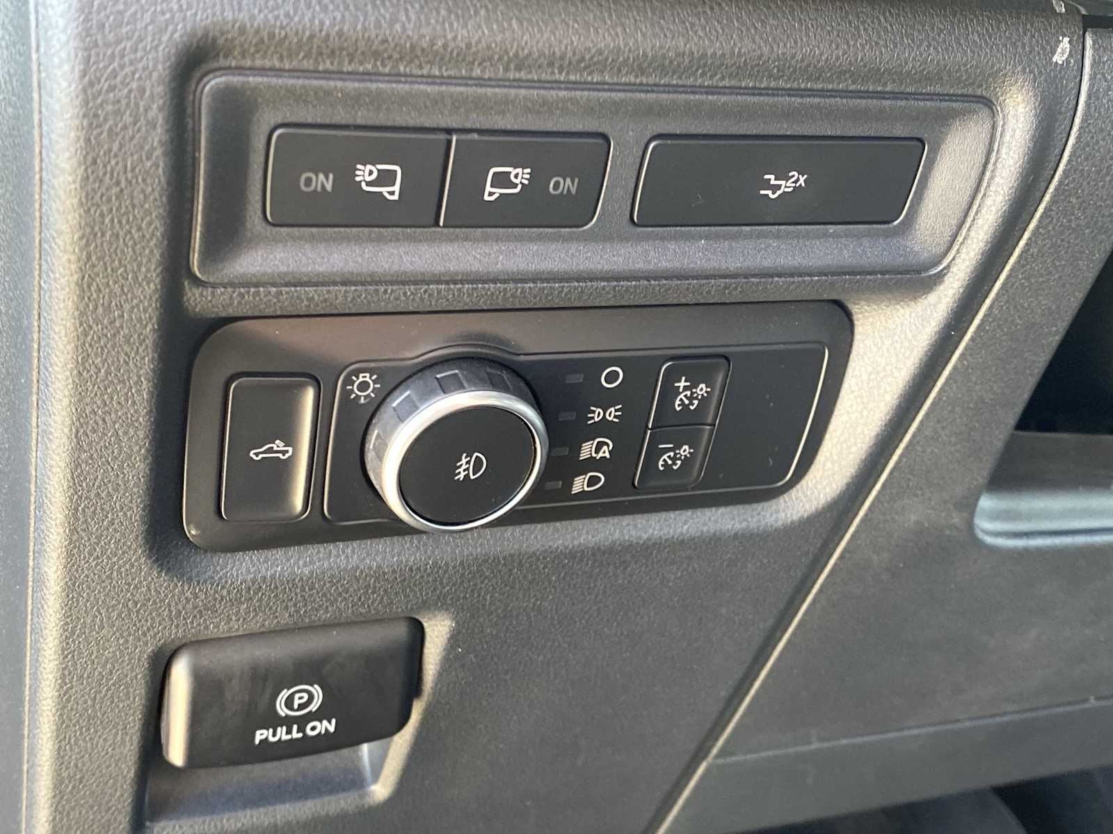 Thumbnail: 2022 Ford F-150 - 22