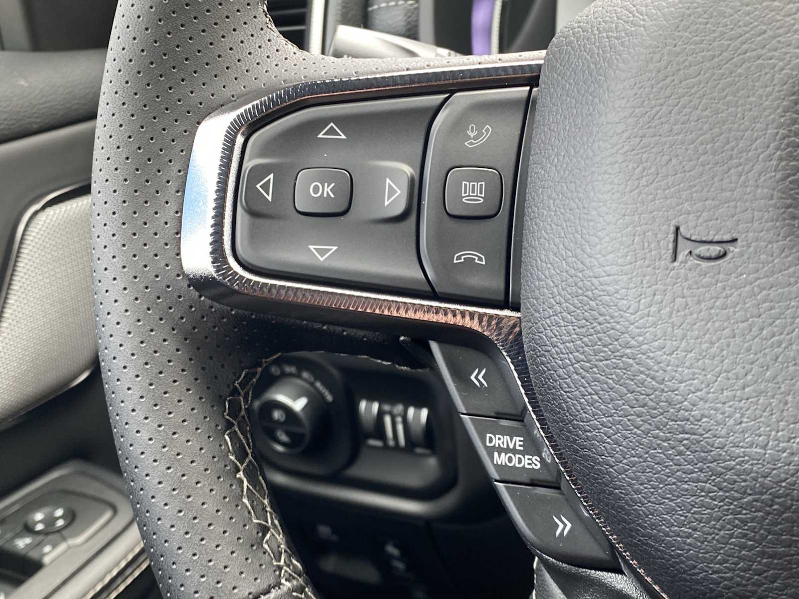 Thumbnail: 2026 RAM 1500 - 32
