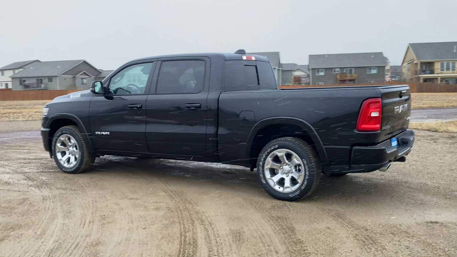 Thumbnail: 2026 RAM 1500 - 6