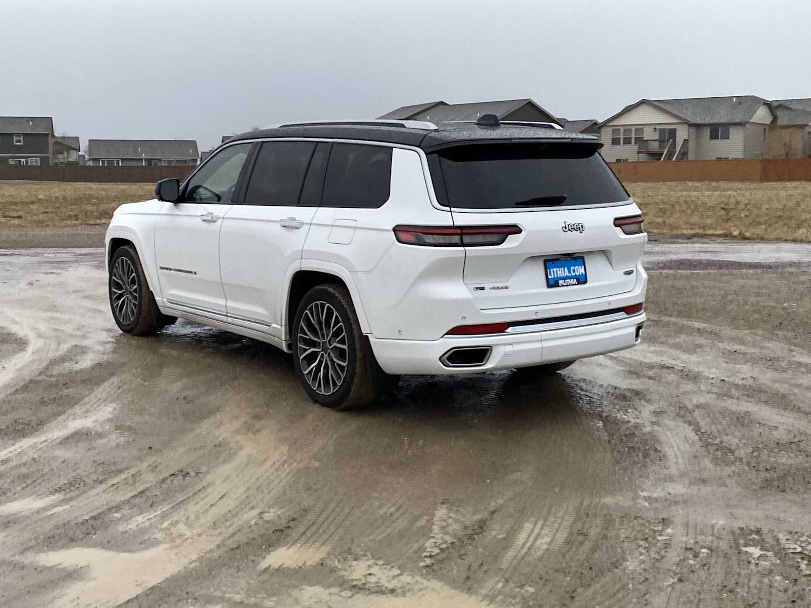 Thumbnail: 2022 Jeep Grand Cherokee - 11