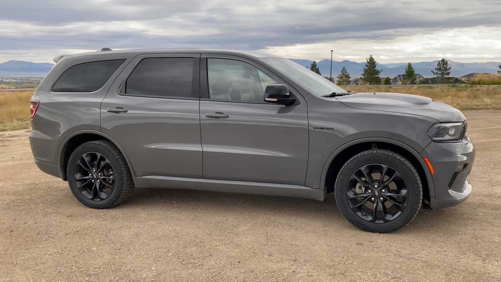 2022 Dodge Durango R/T photo 2